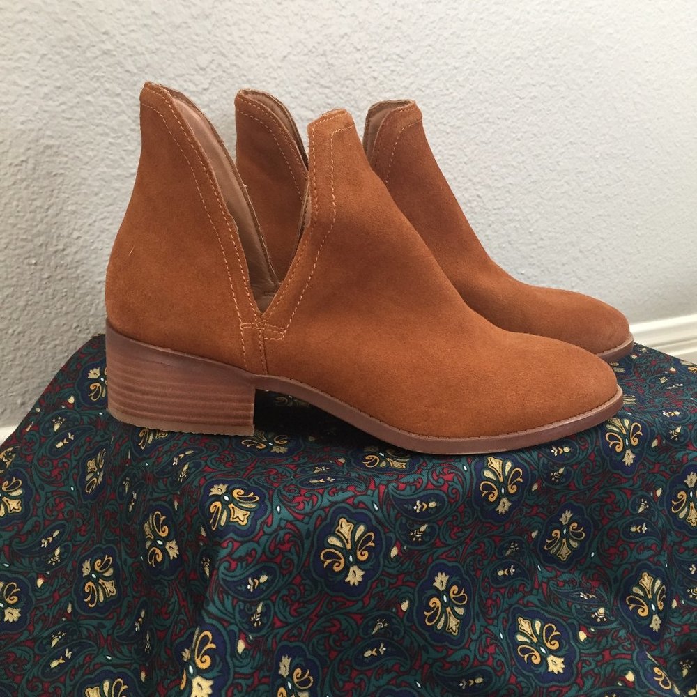 Steve Madden Demure ankle boot size 8